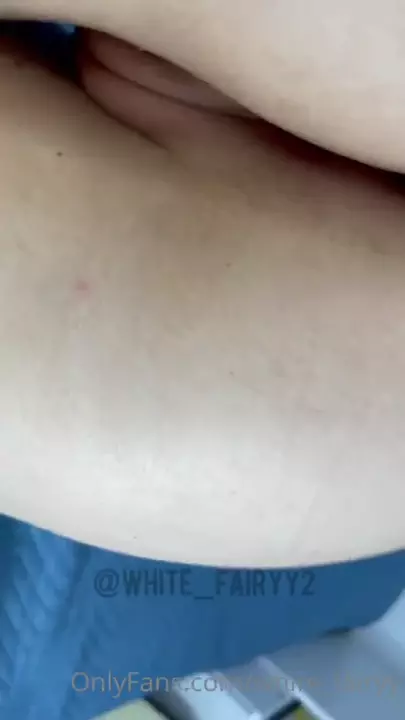 Kerolay Chaves's spicy video showing the pink pussy and the dark ass