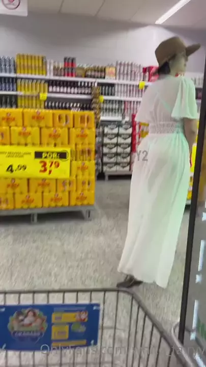 The beautiful white fairy rocking shopping