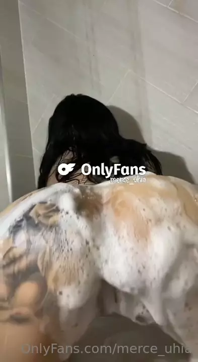 Mercedes Uhia, all beautiful and soaked, rocking in the hot video