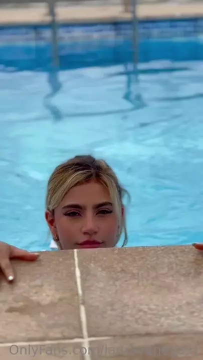 Video by Laura Vanegas all soaked in the pool