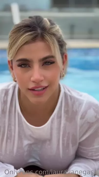 Video by Laura Vanegas all soaked in the pool
