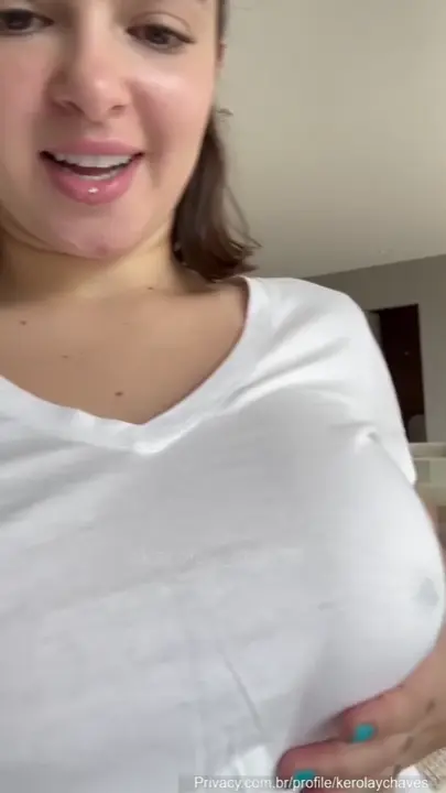 Kerolay Chaves enjoying a super toy