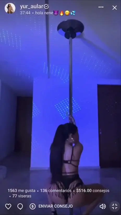 Yur rocking the pole dance, swaying full of desire