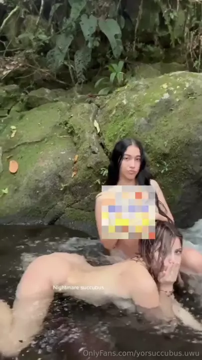 Yorsuccubusuwu and good friend in the lake, without clothes