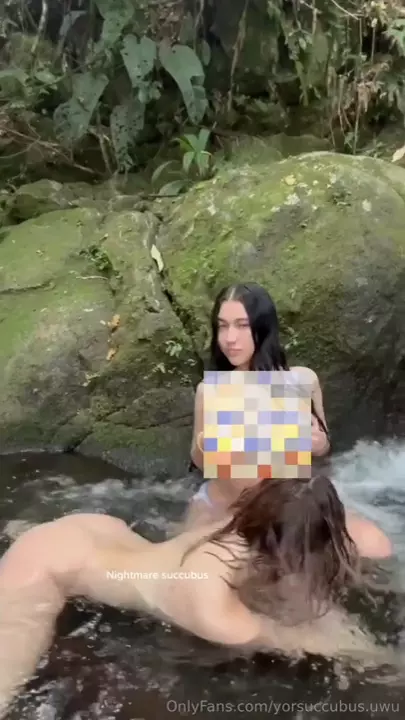 Yorsuccubusuwu and good friend in the lake, without clothes