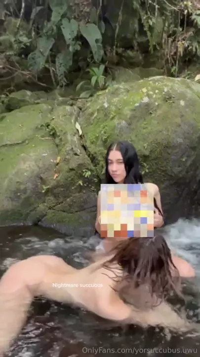 Yorsuccubusuwu and good friend in the lake, without clothes