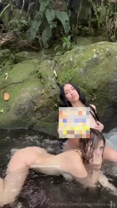 Yorsuccubusuwu and good friend in the lake, without clothes