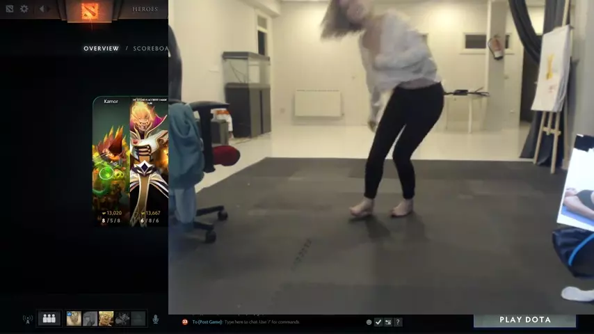Streamer Bends Over Yoga Pose with Boob Flash in an Upblouse