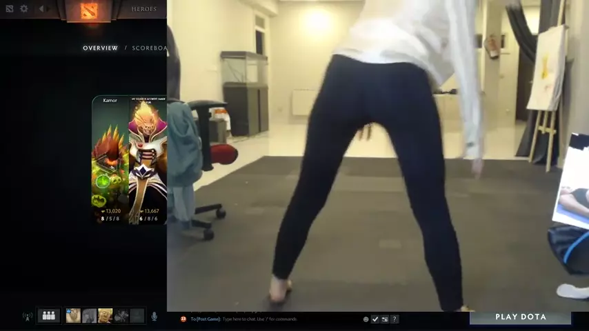 Streamer Bends Over Yoga Pose with Boob Flash in an Upblouse